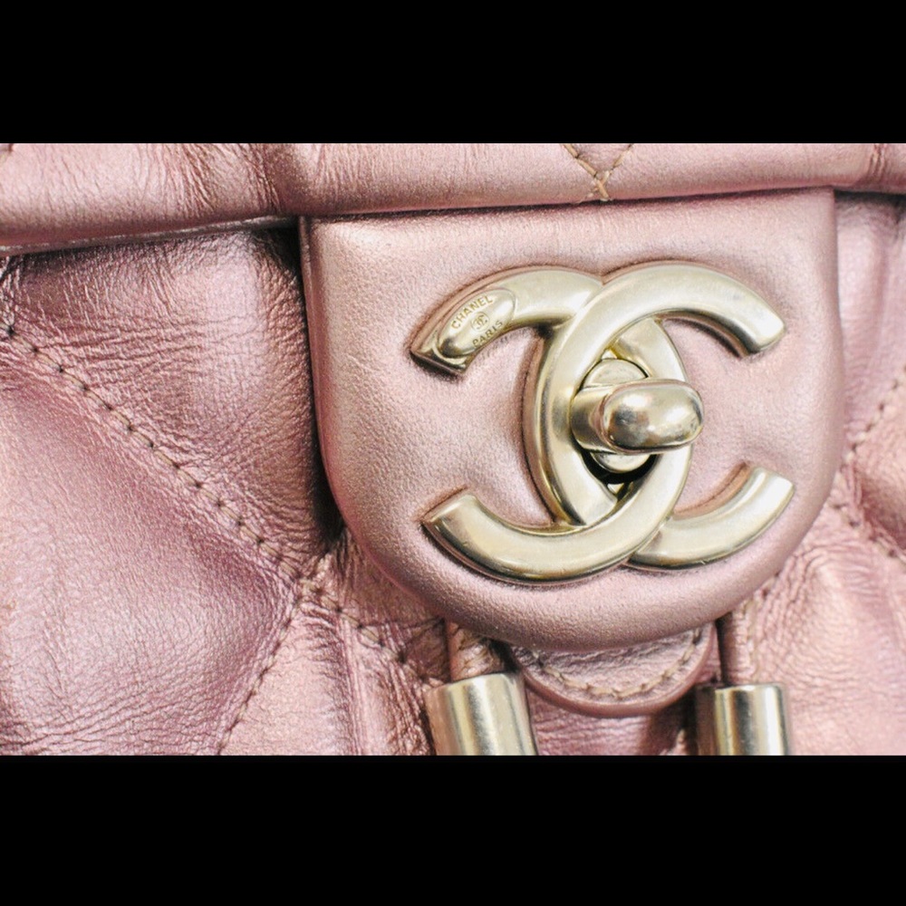 CHANEL BACKPACK - Picture 3 of 9